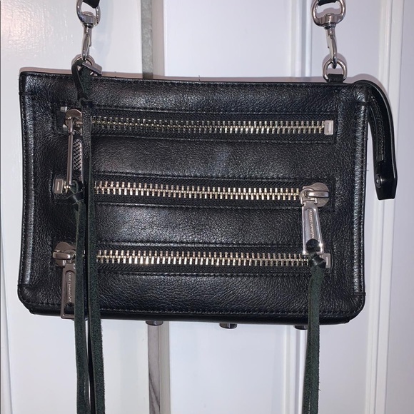 Designer Black leather zipper Rebecca Minkoffpurse - Picture 4 of 4